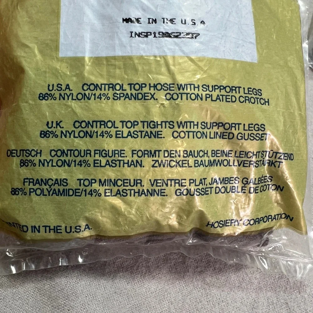 NOS Silkies Control Top Pantyhose Taupe Vintage Medium Nylon/ Elastane 725 NEW